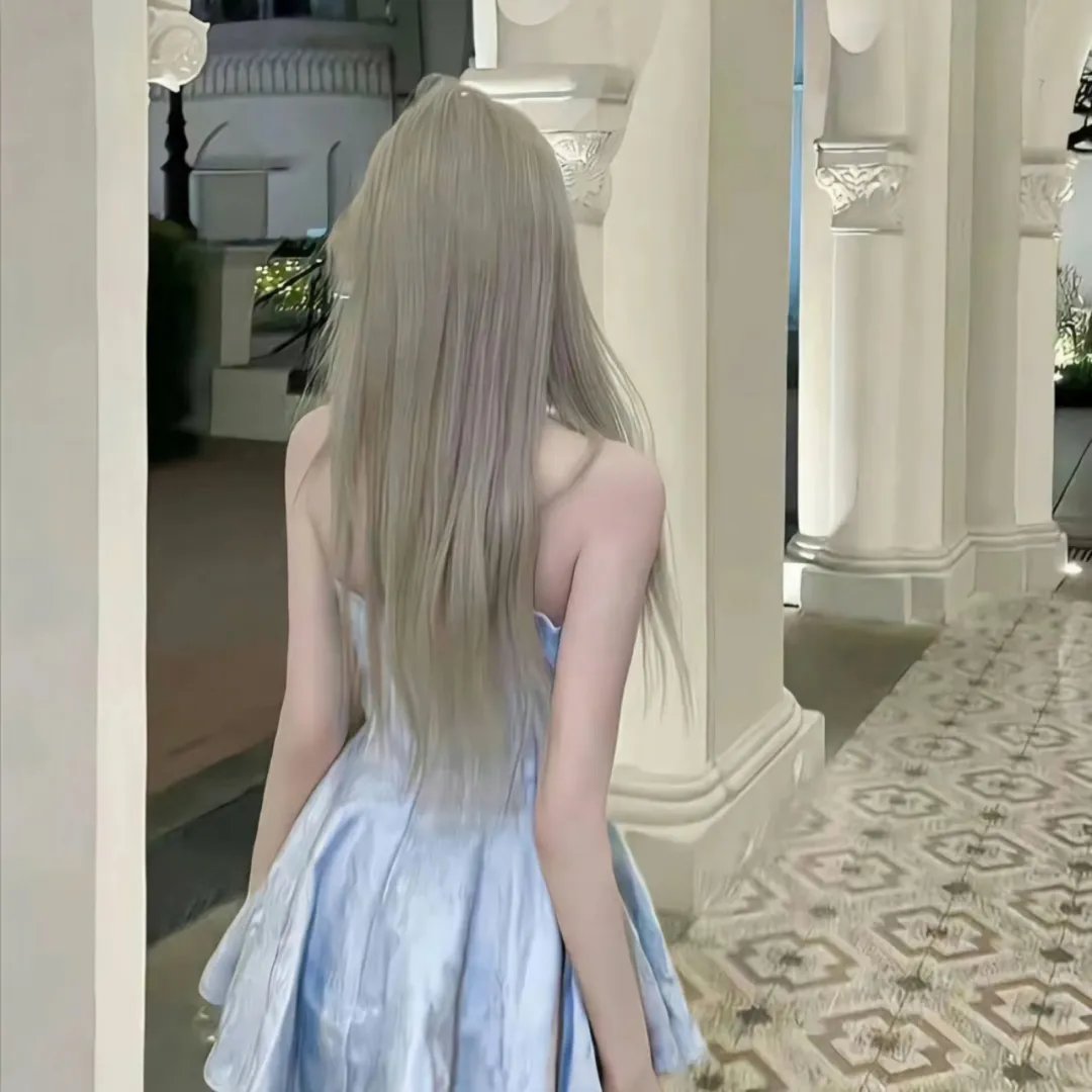 闺房淫娃 海报