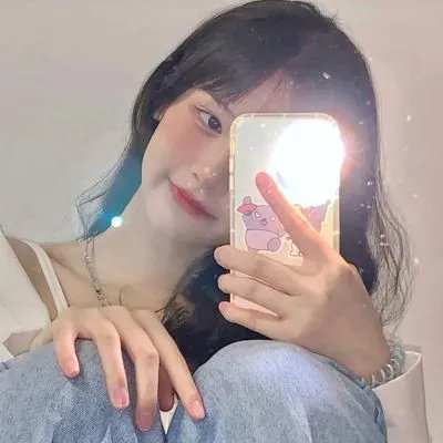 萝拉 海报
